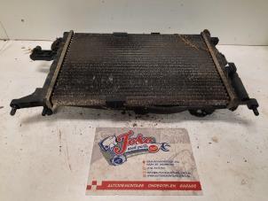 Gebruikte Radiateur Opel Astra F Classic (53/54/58/59) 1.4i Classic Prijs op aanvraag aangeboden door Autodemontage Joko B.V.