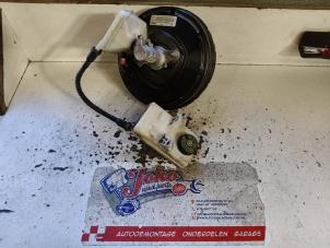 Gebruikte Remvloeistof reservoir Peugeot Partner (GC/GF/GG/GJ/GK) 1.6 HDI 75 16V Prijs op aanvraag aangeboden door Autodemontage Joko B.V.