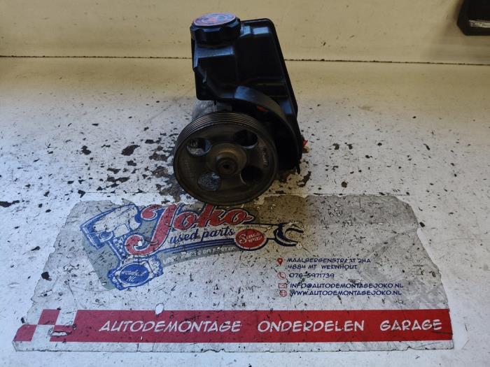 Gebruikte Pomp Servo Peugeot Partner 1.9 D Prijs op aanvraag aangeboden door Autodemontage Joko B.V.