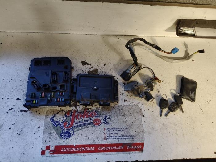 Gebruikte Bodycontrol Module Peugeot Partner 1.9 D Prijs op aanvraag aangeboden door Autodemontage Joko B.V.