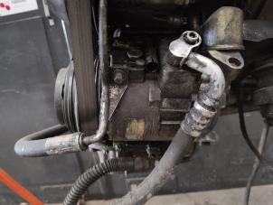 Gebruikte Pomp Airco Mercedes C Combi (S202) 2.4 C240T V6 18V Prijs op aanvraag aangeboden door Autodemontage Joko B.V.