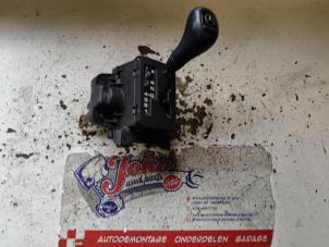 Gebruikte Versnellingspook Mercedes C Combi (S202) 2.4 C240T V6 18V Prijs op aanvraag aangeboden door Autodemontage Joko B.V.