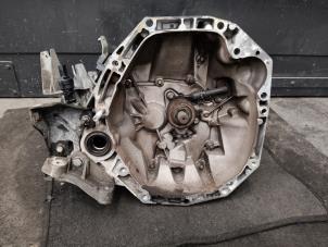 Gebruikte Versnellingsbak Renault Kangoo Express (FC) 1.5 dCi 60 Prijs op aanvraag aangeboden door Autodemontage Joko B.V.
