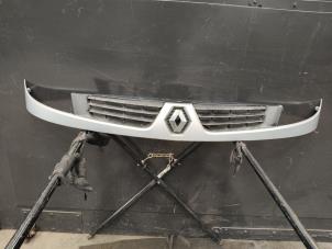 Gebruikte Grille Renault Kangoo Express (FC) 1.5 dCi 60 Prijs op aanvraag aangeboden door Autodemontage Joko B.V.
