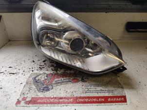 Gebruikte Koplamp rechts Ford S-Max (GBW) 2.5 Turbo 20V Prijs op aanvraag aangeboden door Autodemontage Joko B.V.