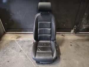 Gebruikte Stoel links Audi A4 (B7) Prijs op aanvraag aangeboden door Autodemontage Joko B.V.