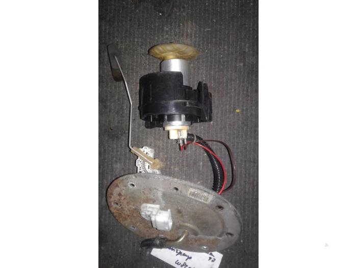 Gebruikte Tank element Pomp BMW 7 serie (E38) 728iA,iA Executive 24V Prijs op aanvraag aangeboden door Autodemontage Joko B.V.