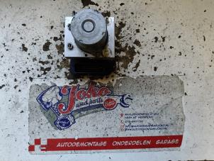 Gebruikte ABS Pomp Mercedes Sprinter 3,5t (906.63) Prijs op aanvraag aangeboden door Autodemontage Joko B.V.