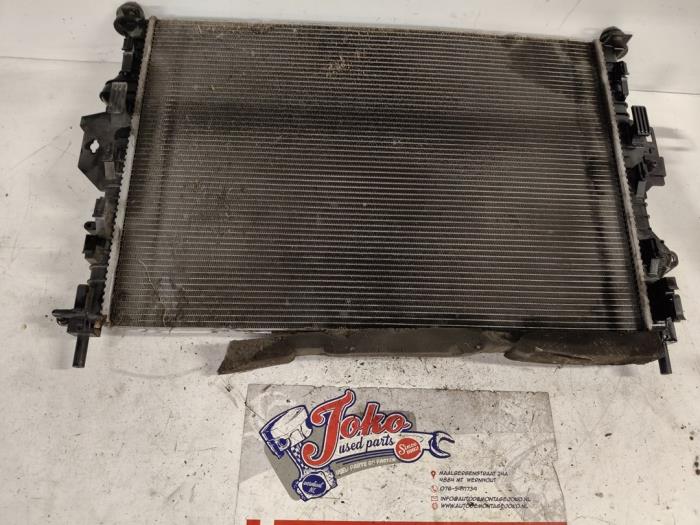 Gebruikte Radiateur Ford Kuga I 2.0 TDCi 16V Prijs op aanvraag aangeboden door Autodemontage Joko B.V.