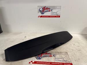 Gebruikte Extra Remlicht midden Renault Clio II (BB/CB) 1.2 16V Prijs op aanvraag aangeboden door Autodemontage Joko B.V.