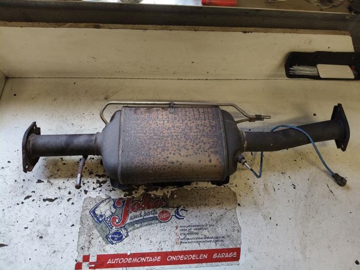 Gebruikte Roetfilter Ford Kuga I 2.0 TDCi 16V Prijs op aanvraag aangeboden door Autodemontage Joko B.V.