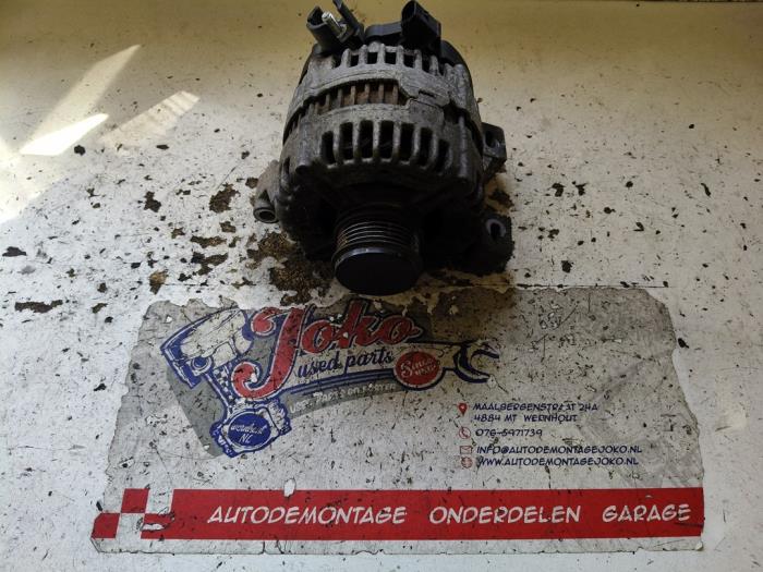 Gebruikte Dynamo Volvo C70 (MC) 2.0 D3 20V Prijs op aanvraag aangeboden door Autodemontage Joko B.V.