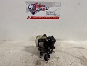 Gebruikte Servopomp Audi A2 (8Z0) 1.2 TDI Prijs op aanvraag aangeboden door Autodemontage Joko B.V.