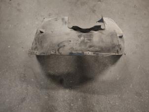 Gebruikte Modderkuip Volvo XC90 I 2.4 D5 20V Prijs op aanvraag aangeboden door Autodemontage Joko B.V.