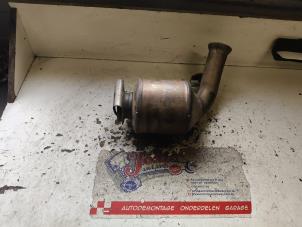 Gebruikte Katalysator Mercedes C (W203) 2.2 C-220 CDI 16V Prijs op aanvraag aangeboden door Autodemontage Joko B.V.