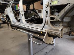 Gebruikte Dorpel rechts Mercedes C Estate (S204) 2.2 C-200 CDI 16V . Prijs op aanvraag aangeboden door Autodemontage Joko B.V.