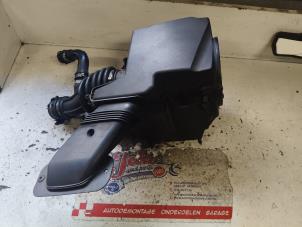 Gebruikte Luchtfilterhuis Volvo C30 (EK/MK) 1.6 D 16V Prijs op aanvraag aangeboden door Autodemontage Joko B.V.