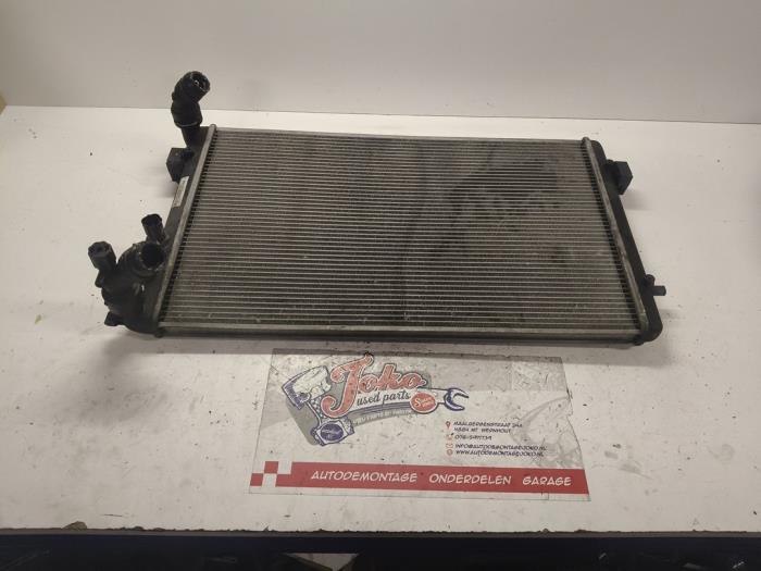 Gebruikte Radiateur Audi TT Roadster (8N9) 1.8 20V Turbo Prijs op aanvraag aangeboden door Autodemontage Joko B.V.