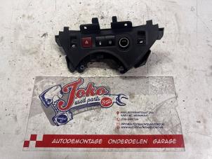 Gebruikte Combischakelaar ramen Citroen Berlingo 1.6 HDi 90 Prijs op aanvraag aangeboden door Autodemontage Joko B.V.