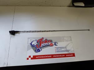 Gebruikte Antenne Chevrolet Spark (M300) 1.0 16V Prijs op aanvraag aangeboden door Autodemontage Joko B.V.