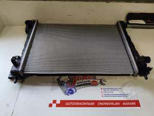 Gebruikte Radiateur Opel Karl 1.0 12V Prijs op aanvraag aangeboden door Autodemontage Joko B.V.
