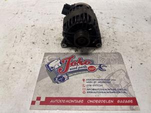 Gebruikte Alternator Peugeot 206 CC (2D) 1.6 16V Prijs op aanvraag aangeboden door Autodemontage Joko B.V.