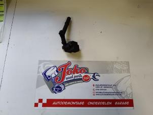 Gebruikte Bobine Mercedes CLA (117.3) 1.6 CLA-200 16V Prijs op aanvraag aangeboden door Autodemontage Joko B.V.