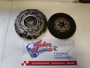 Gebruikte Koppelingsset (compleet) Mercedes CLA (117.3) 1.6 CLA-200 16V Prijs op aanvraag aangeboden door Autodemontage Joko B.V.