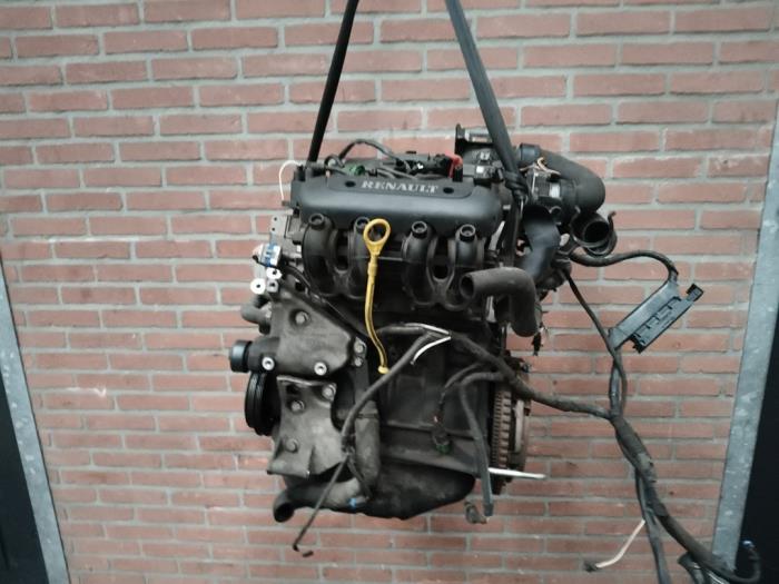 Gebruikte Motor Renault Twingo (C06) 1.2 Prijs op aanvraag aangeboden door Autodemontage Joko B.V.