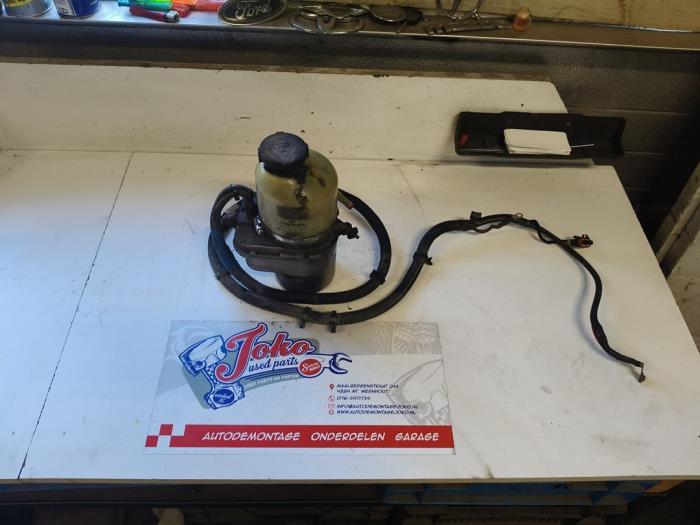 Stuurbekrachtiging Pomp van een Opel Meriva 1.3 CDTI 16V 2012