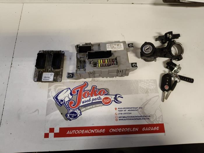Gebruikte Computer Body Control Fiat Grande Punto (199) 1.2 Euro 5 Prijs op aanvraag aangeboden door Autodemontage Joko B.V.