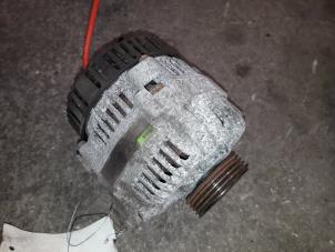 Gebruikte Dynamo Renault Twingo (C06) 1.2 Prijs op aanvraag aangeboden door Autodemontage Joko B.V.