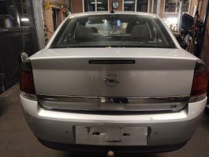 Gebruikte Achterklep Opel Vectra C GTS 2.2 DIG 16V Prijs op aanvraag aangeboden door Autodemontage Joko B.V.