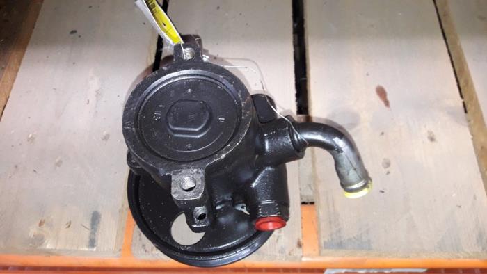 Gebruikte Pomp Servo Peugeot 306 Break (7E) 1.9 DT Prijs op aanvraag aangeboden door Autodemontage Joko B.V.