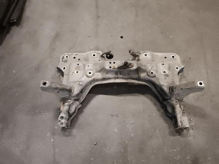 Gebruikte Subframe Opel Corsa E 1.4 16V Prijs op aanvraag aangeboden door Autodemontage Joko B.V.