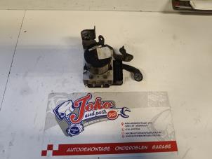 Gebruikte ABS Pomp Renault Megane III Grandtour (KZ) 1.5 dCi 110 Prijs op aanvraag aangeboden door Autodemontage Joko B.V.