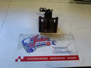 Gebruikte Remklauw (Tang) links-achter Renault Megane III Grandtour (KZ) 1.5 dCi 110 Prijs op aanvraag aangeboden door Autodemontage Joko B.V.