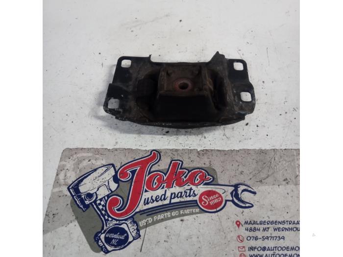 Gebruikte Versnellingsbak Steun Ford Focus C-Max 1.6 TDCi 16V Prijs op aanvraag aangeboden door Autodemontage Joko B.V.