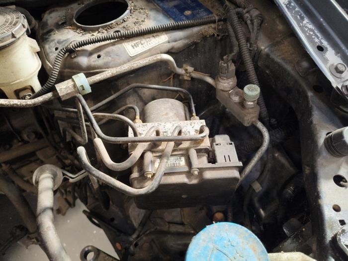 Gebruikte ABS Pomp Honda FR-V (BE) 1.7 16V Prijs op aanvraag aangeboden door Autodemontage Joko B.V.