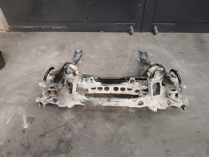 Gebruikte Subframe Mercedes Sprinter 5t (906) 519 CDI,BlueTEC V6 24V Prijs op aanvraag aangeboden door Autodemontage Joko B.V.