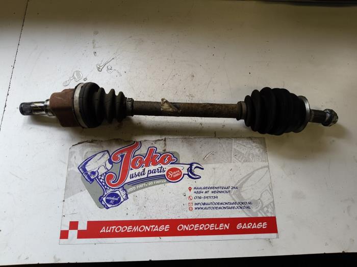 Gebruikte Steekas links-voor Mini Mini (R56) 1.6 16V Cooper Prijs op aanvraag aangeboden door Autodemontage Joko B.V.