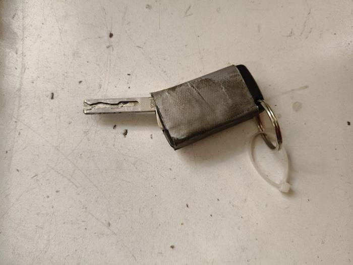 Computer Body Control van een Peugeot 307 (3A/C/D) 1.6 16V 2007