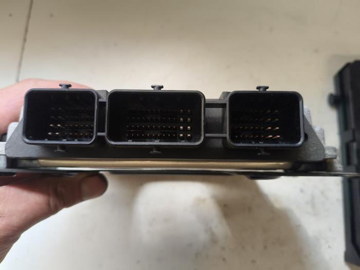 Computer Body Control van een Peugeot 307 (3A/C/D) 1.6 16V 2007