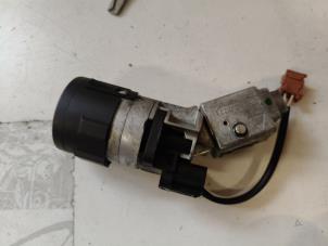 Computer Body Control van een Peugeot 307 (3A/C/D) 1.6 16V 2007