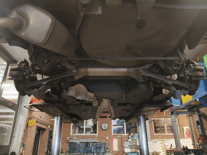 Gebruikte Subframe Peugeot 407 (6D) 1.8 16V Prijs op aanvraag aangeboden door Autodemontage Joko B.V.