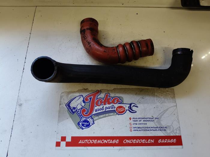 Gebruikte Intercooler Slang Iveco New Daily III 29L12V Prijs op aanvraag aangeboden door Autodemontage Joko B.V.