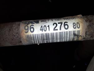 Gebruikte Aandrijfas rechts-voor Citroen C2 (JM) 1.1 Prijs op aanvraag aangeboden door Autodemontage Joko B.V.