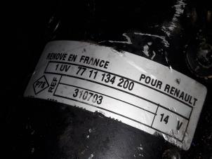 Gebruikte Startmotor Renault Espace (JE) 2.2 dT 12V Prijs op aanvraag aangeboden door Autodemontage Joko B.V.