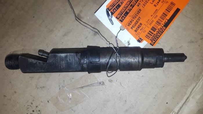 Gebruikte Verstuiver (diesel) Peugeot Boxer (230P) 2.5TD di 12V Prijs op aanvraag aangeboden door Autodemontage Joko B.V.