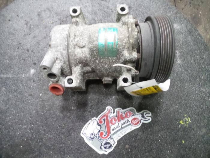 Gebruikte Aircopomp Renault Clio II (BB/CB) 1.4 16V Prijs op aanvraag aangeboden door Autodemontage Joko B.V.